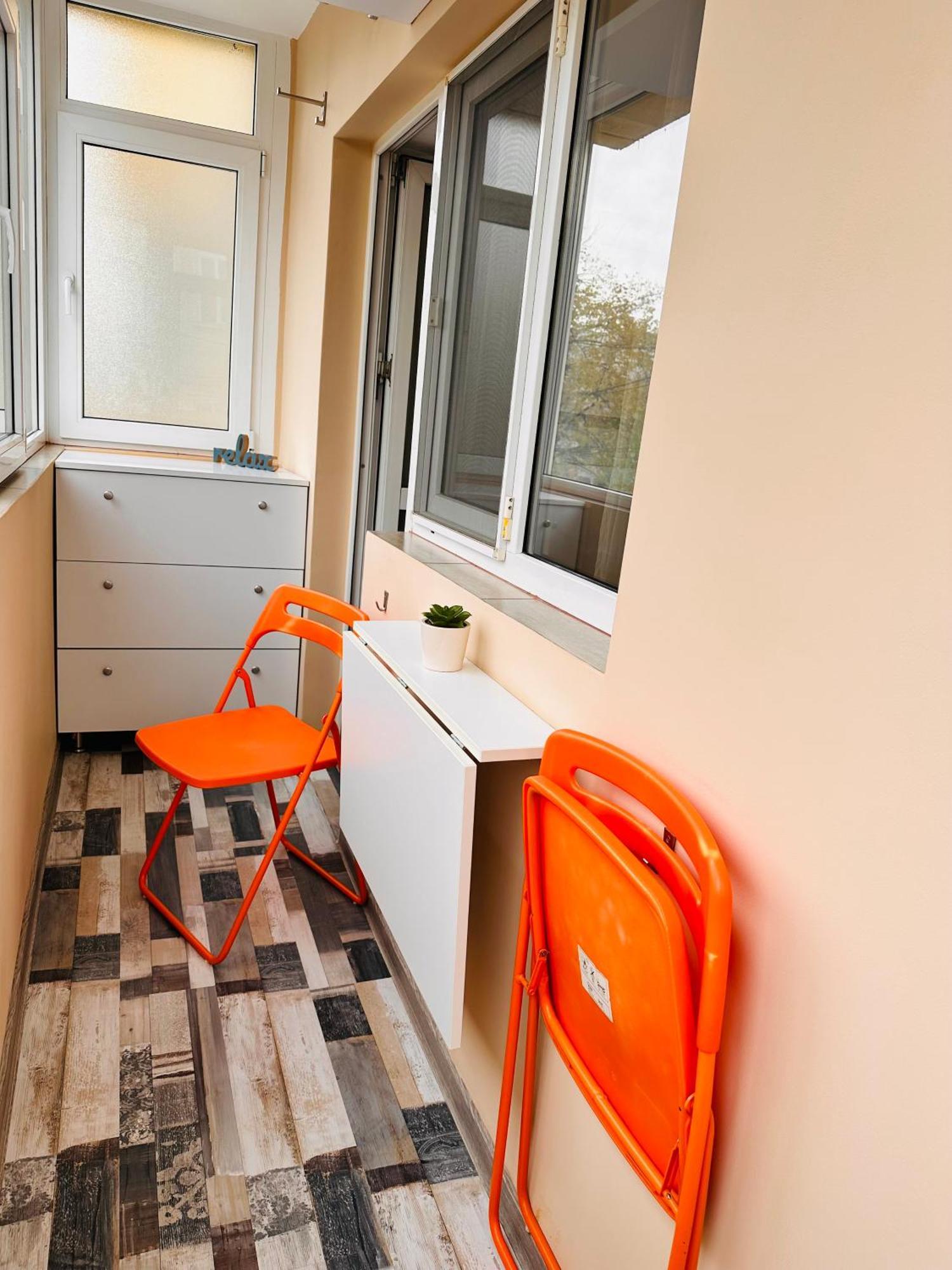 Euro Apartment Bucharest Exterior photo
