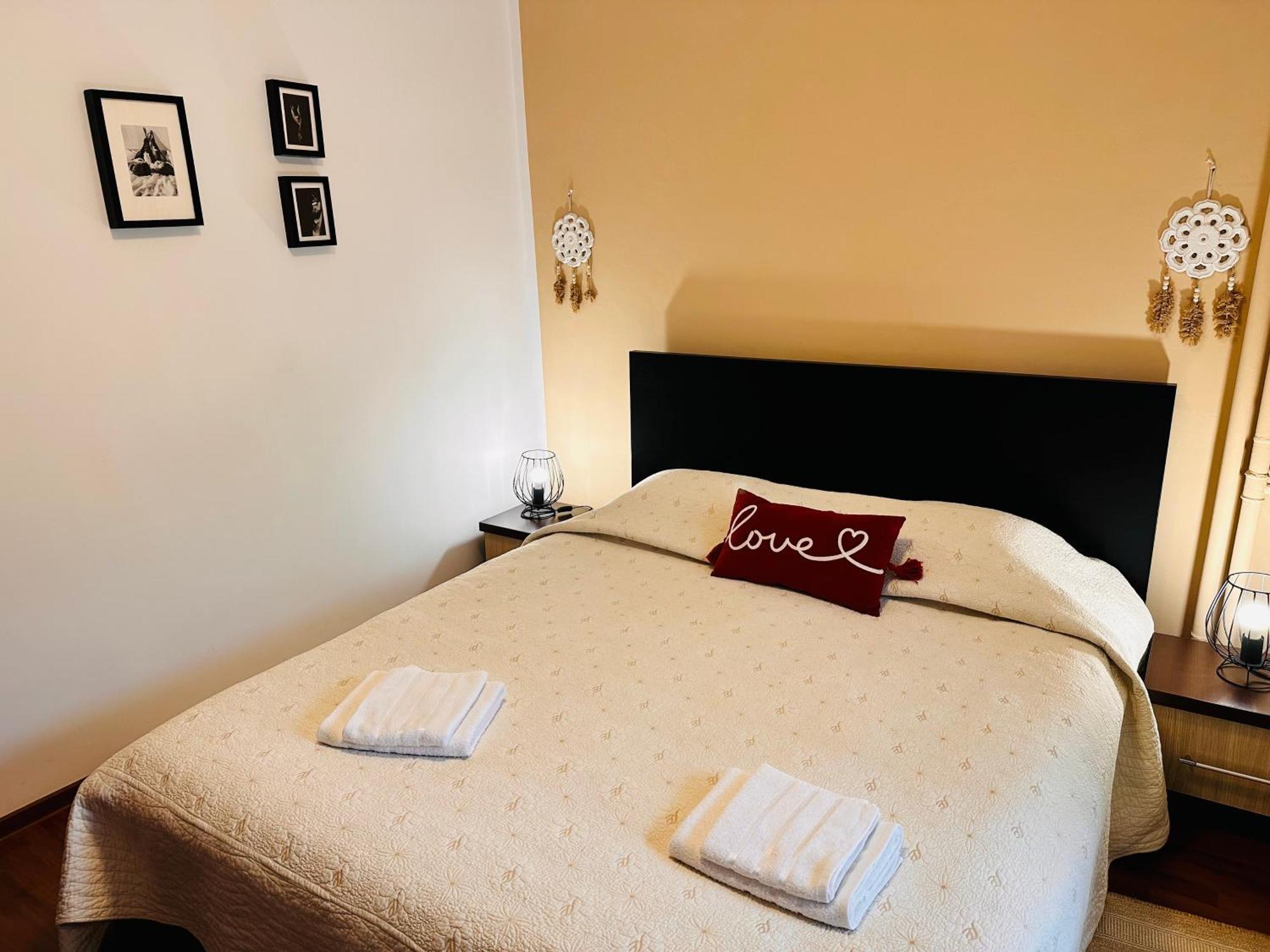 Euro Apartment Bucharest Exterior photo