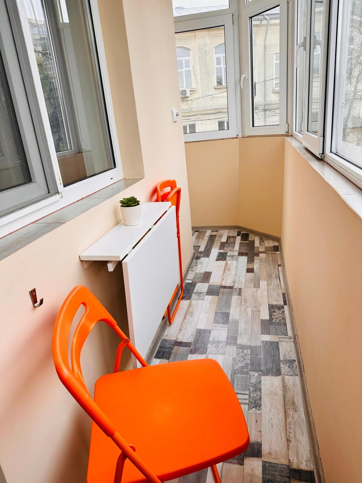 Euro Apartment Bucharest Exterior photo